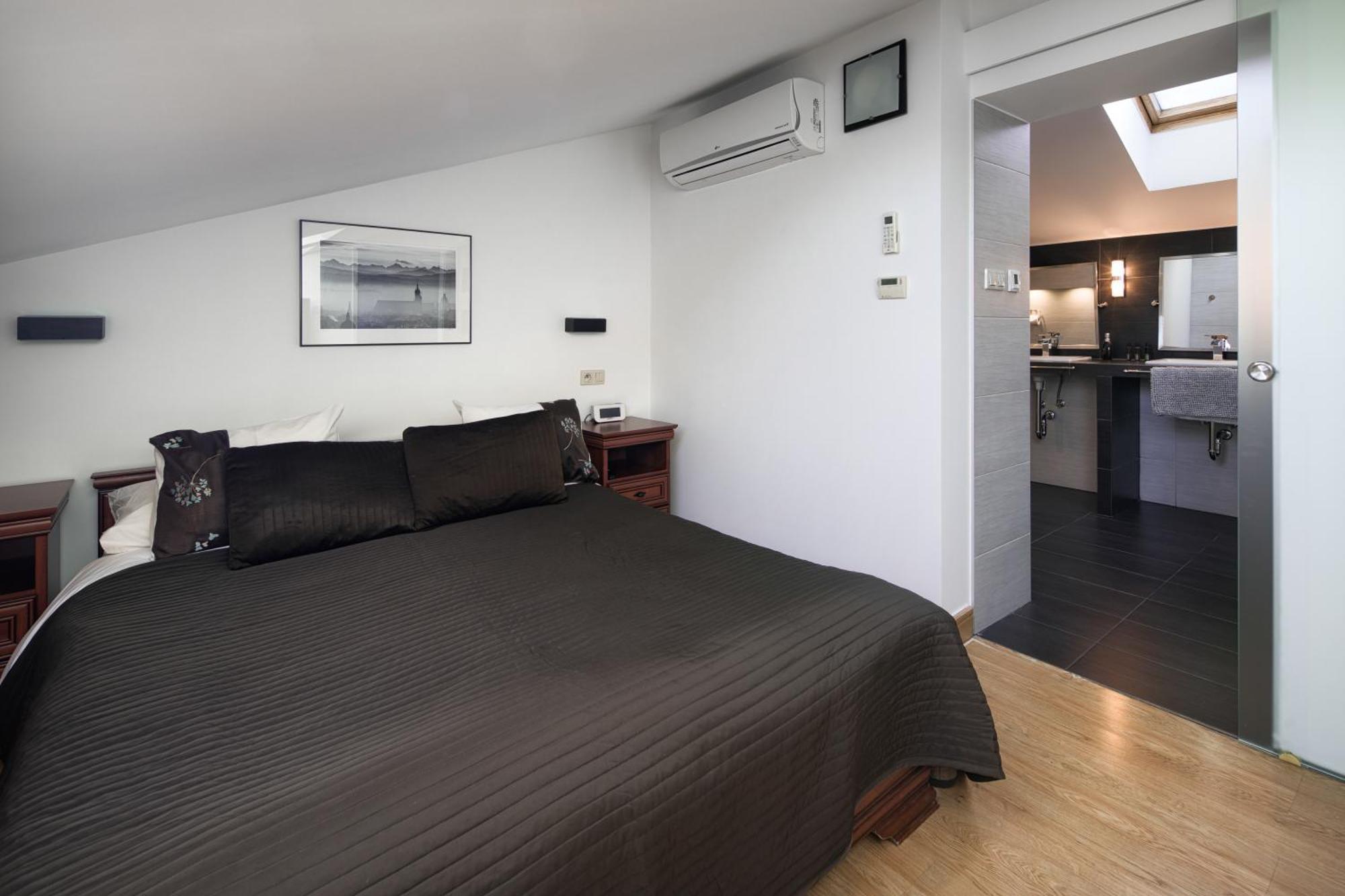 Apartament W Centrum - Duplex Penthouse In The Centre With Terrace And Air Conditioning Krakow Exterior photo